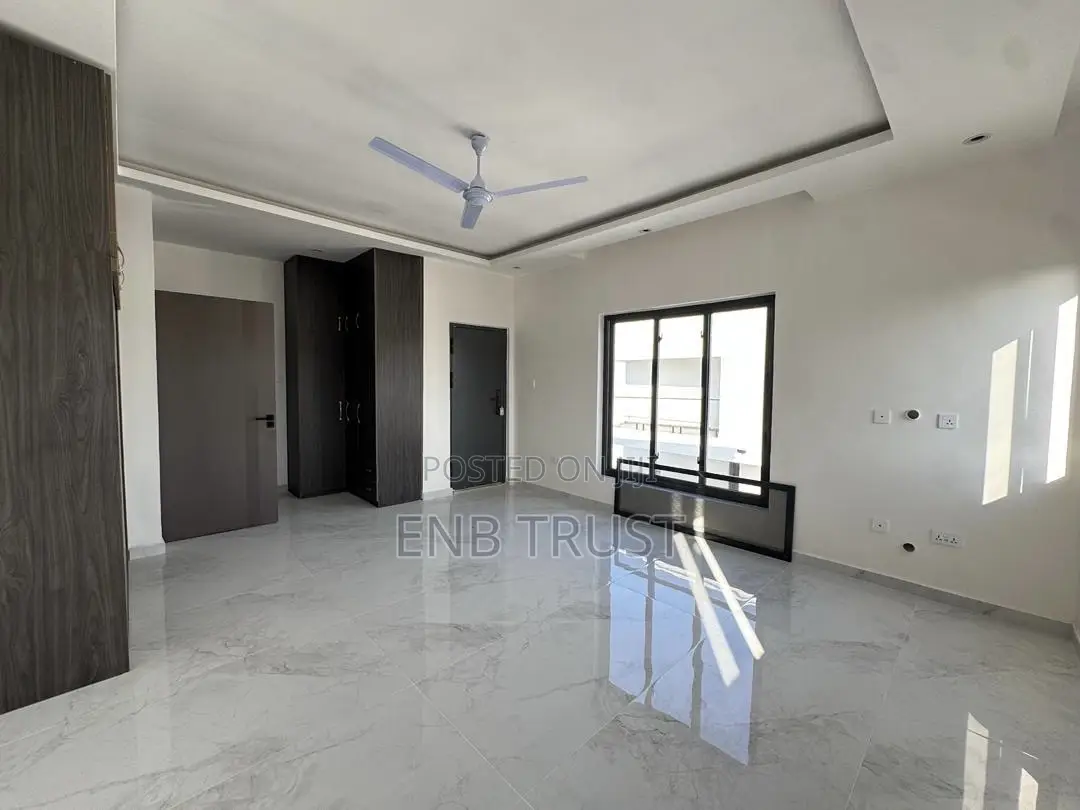 3bdrm Duplex in West Trasaco, Accra Metropolitan for sale