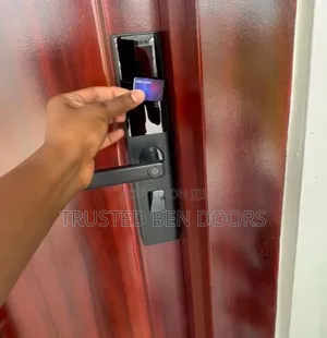 Tuya Wireless Wifi Smart Biometric Lock For Security And Wooden Doors