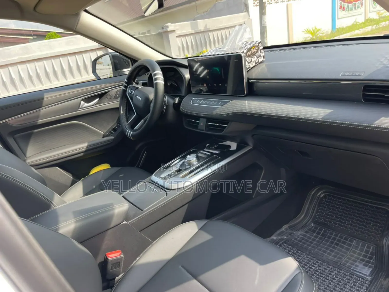 Rent Haval Jolion Pro