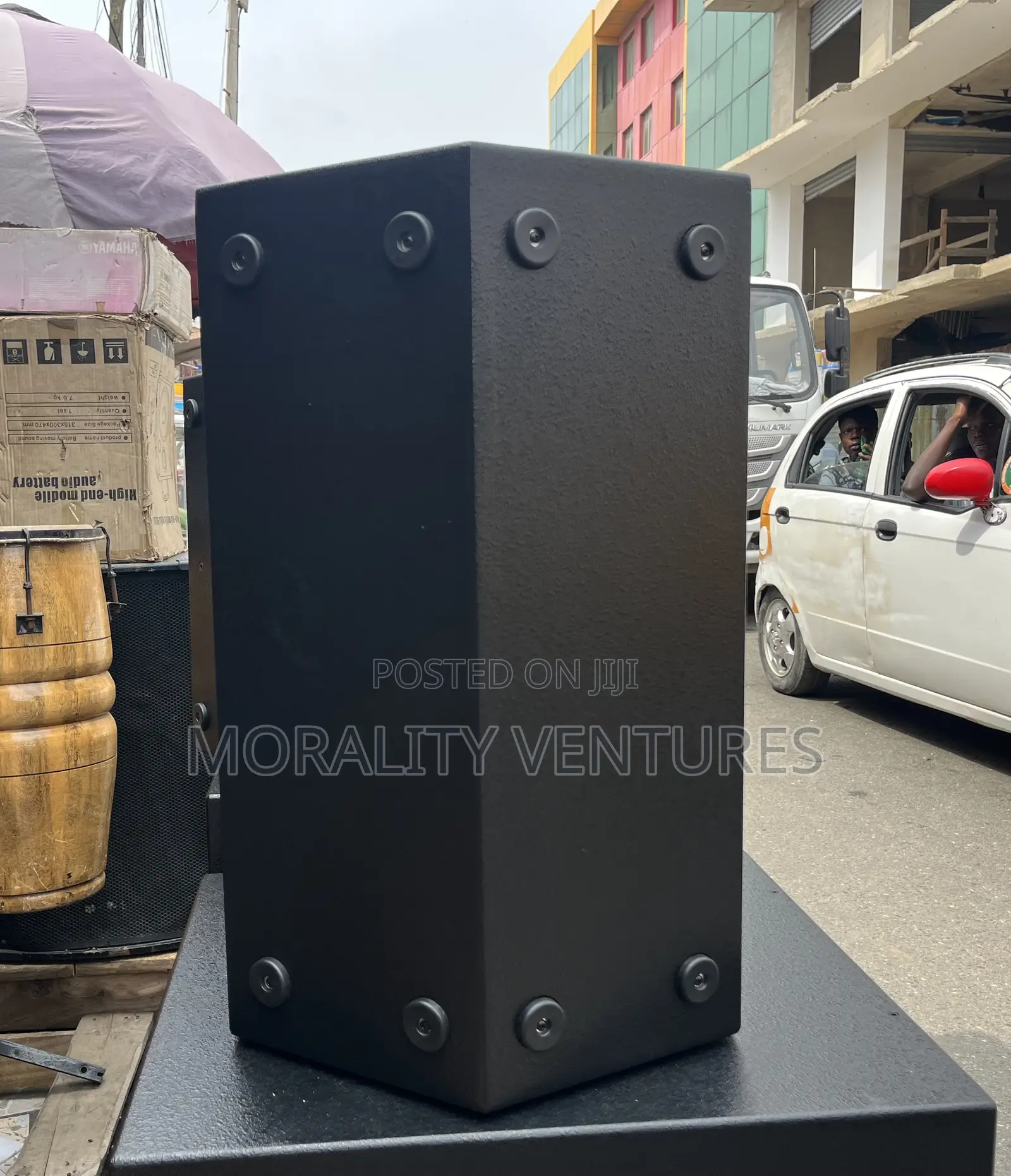 JBL Srx715m 15-Inch Two-Way Speaker.
