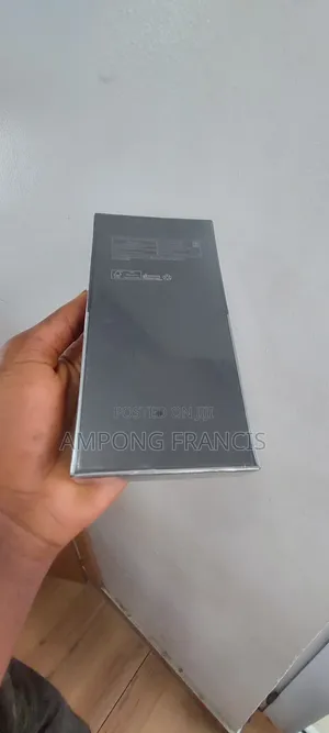 New Samsung Galaxy Z Flip3 5G 256 GB Black