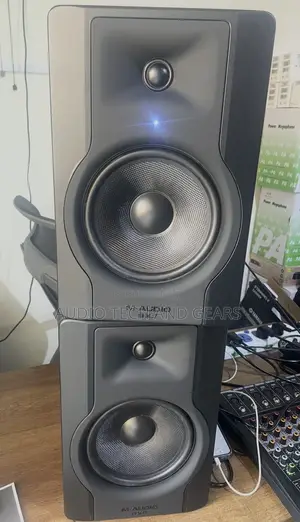 M-Audio Bx8 D3 Studio Monitors