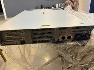 New Server HP ProLiant DL 380 G10 4210R 32GB Intel Xeon HDD+SSD 1T