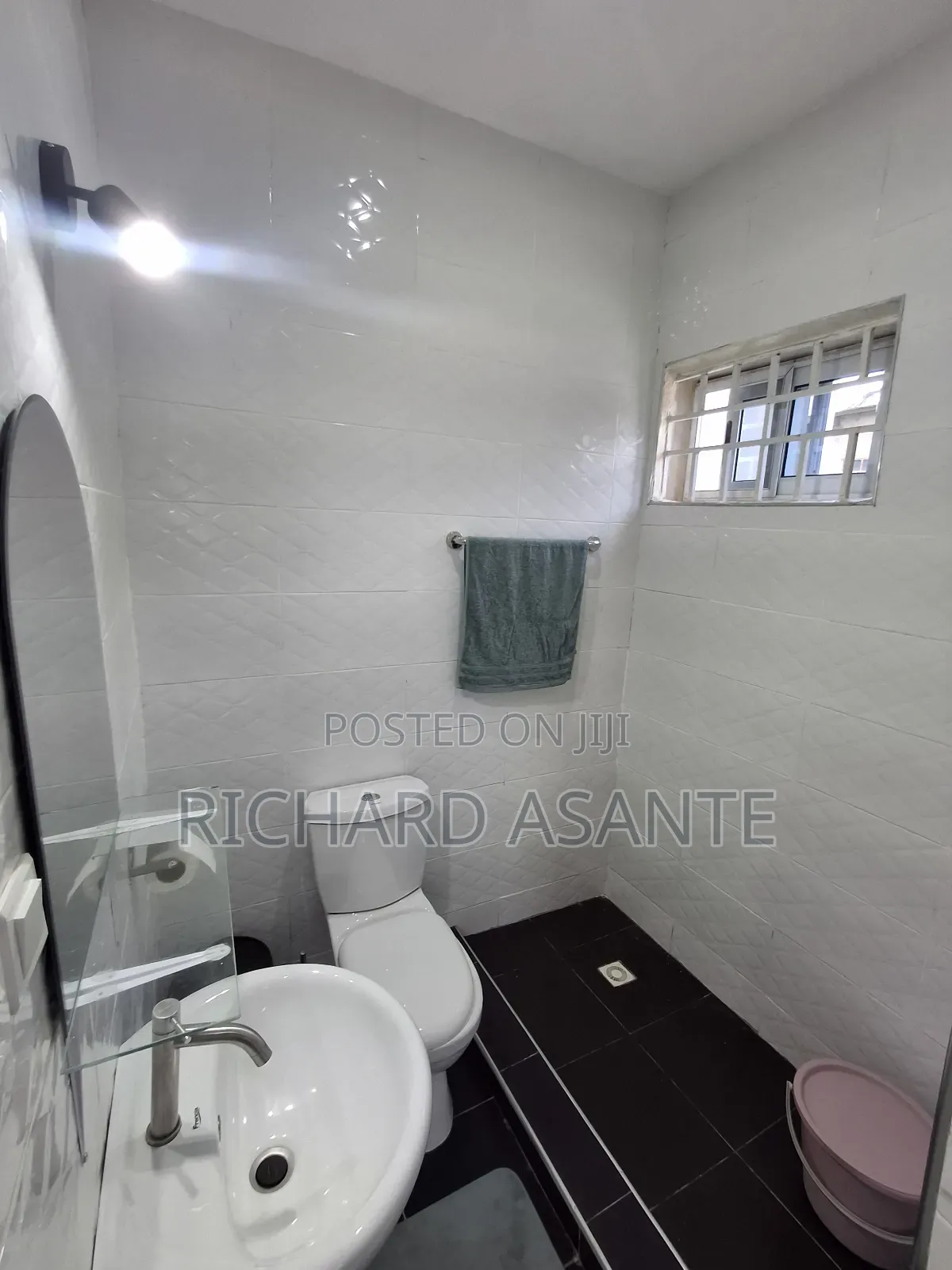 Nice 1 Bedroom Self Contain Airbnb/Short Stay at Kwabenya