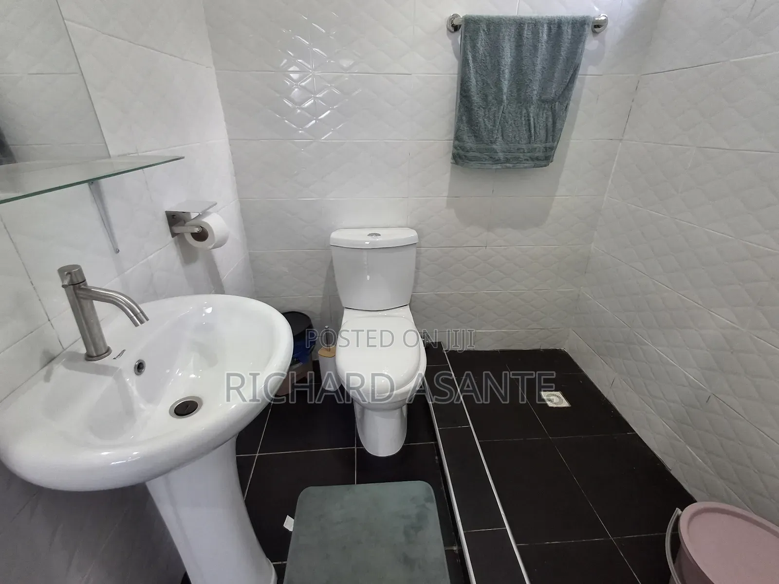 Nice 1 Bedroom Self Contain Airbnb/Short Stay at Kwabenya