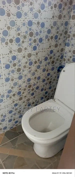 2bdrm Apartment in Dansoman for rent