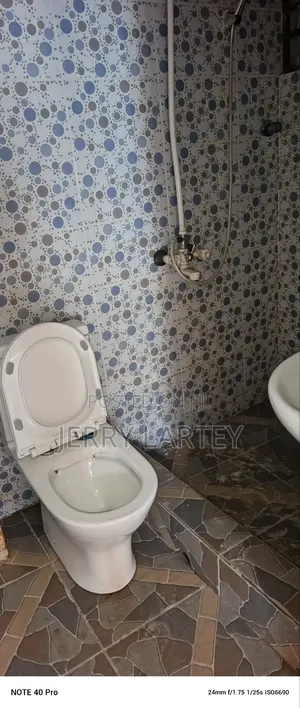 2bdrm Apartment in Dansoman for rent