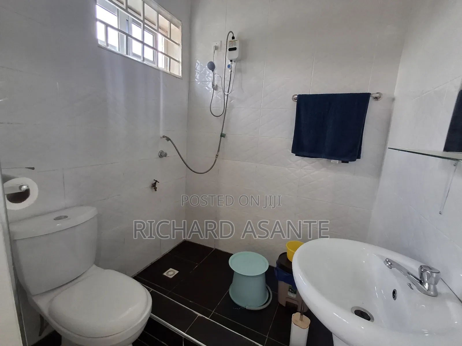 1 Bedroom Complete Vacation Apartment at Kwabenya Acp