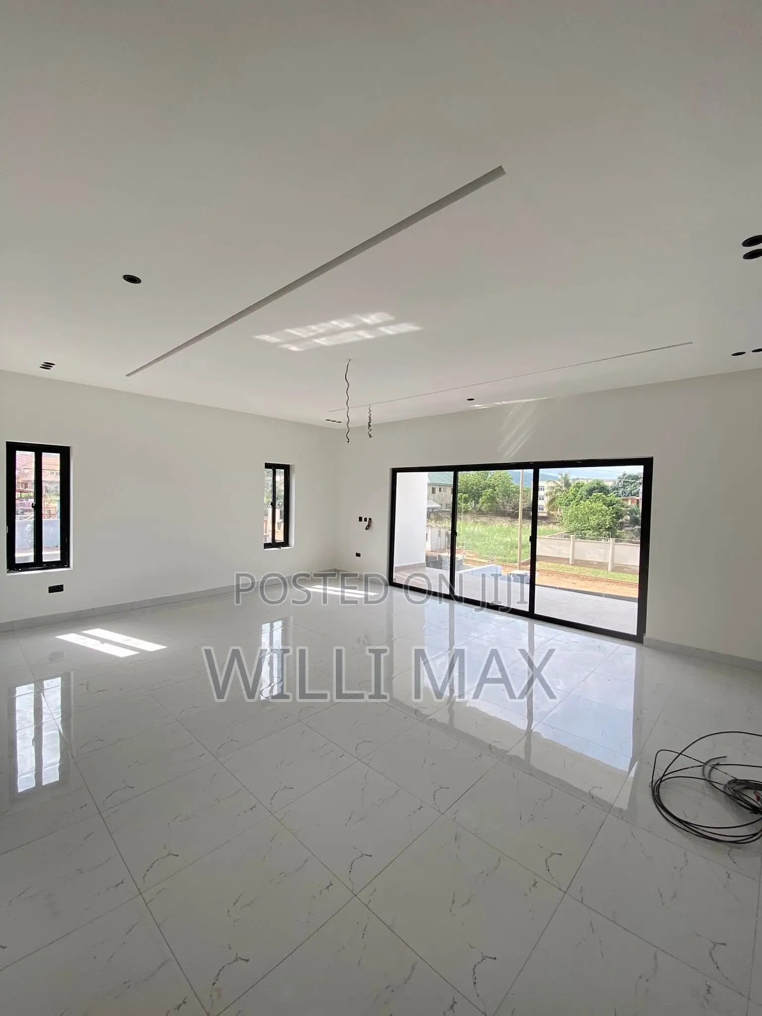 4bdrm Duplex in Ayimensah, Oyarifa Mall Area for sale
