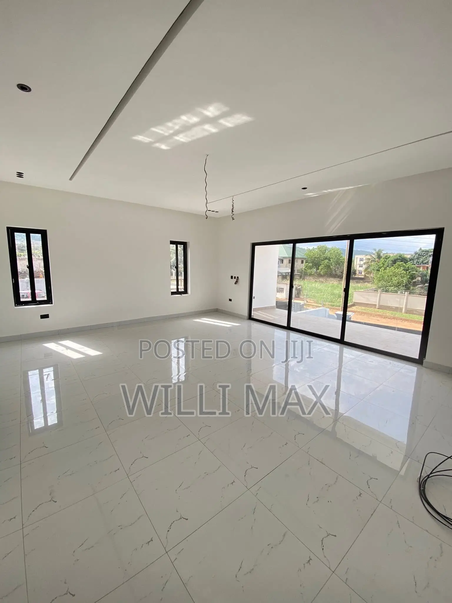 4bdrm Duplex in Ayimensah, Oyarifa Mall Area for sale