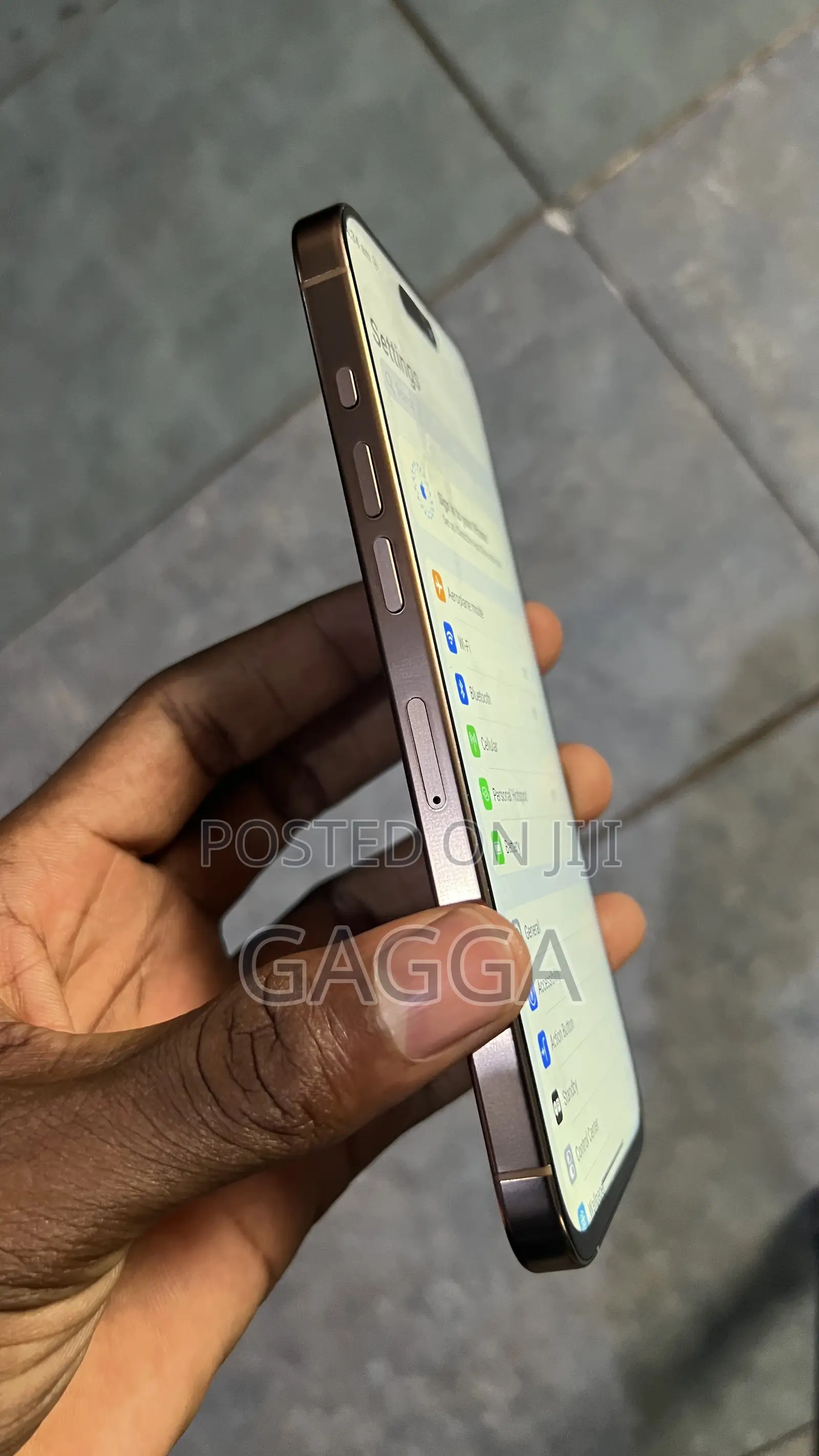 New Apple iPhone 16 Pro Max 1 TB Bronze