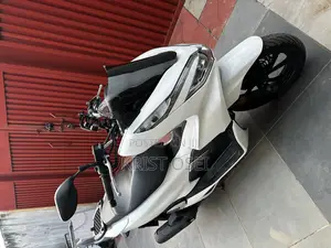 Honda 2020 White