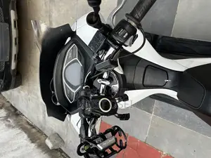 Honda 2020 White