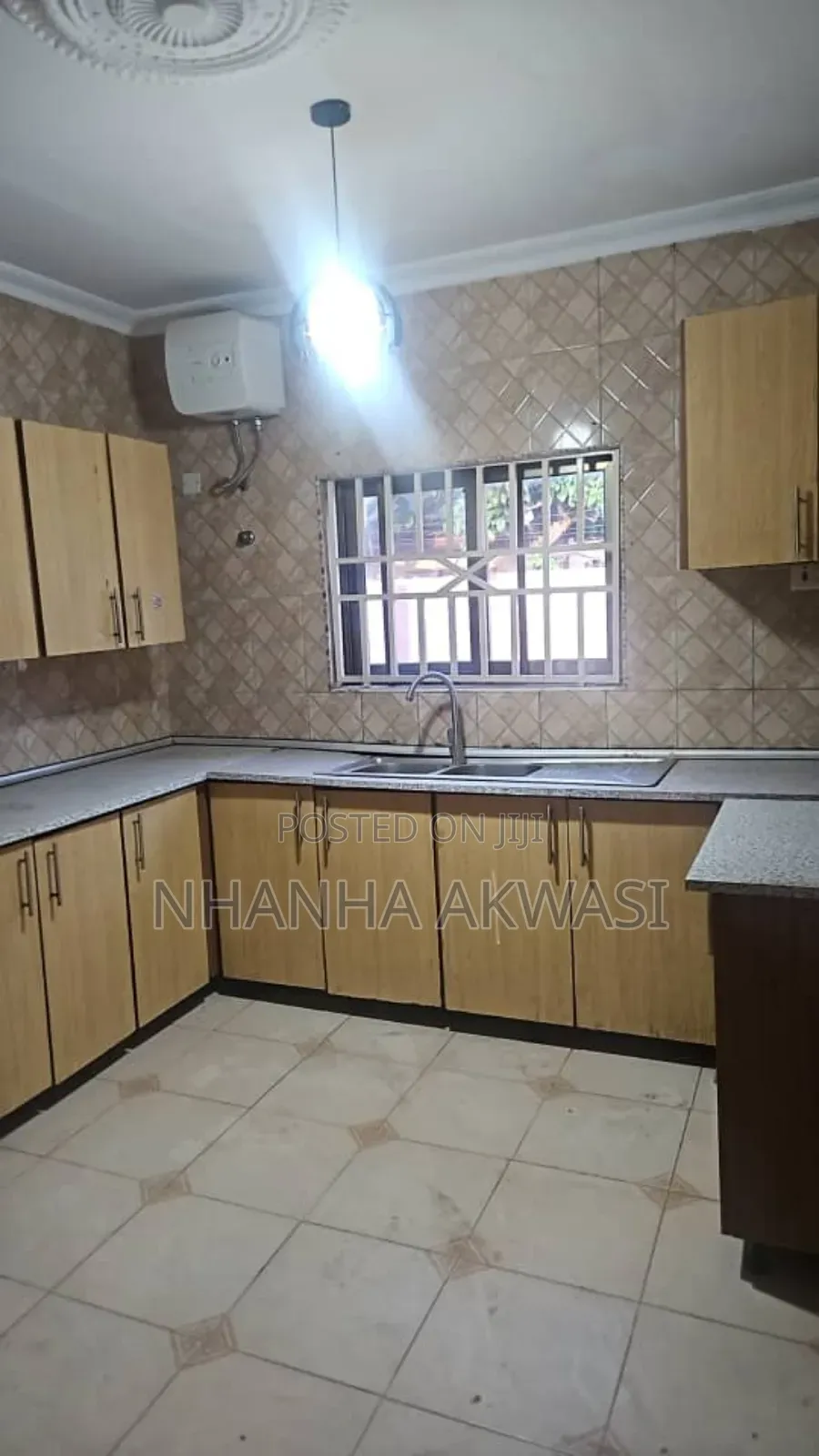 3bdrm House in Spintex, Sakumono for rent