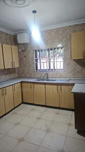 3bdrm House in Pleasantplaces, Spintex for rent