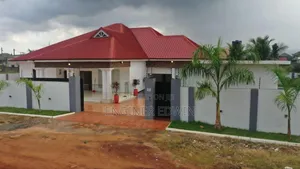 Furnished 4bdrm House in With Swimming Pool, Oyarifa for sale