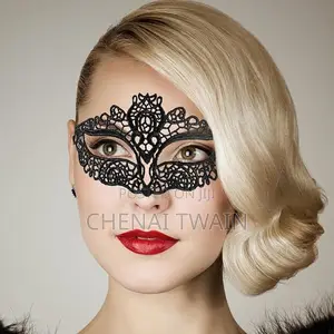 Delicate Lace Mask