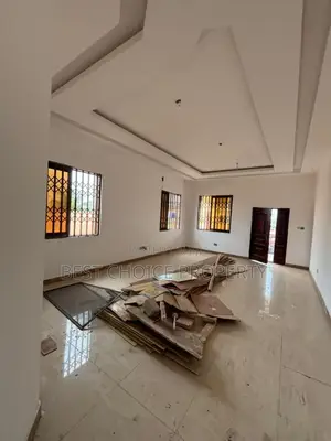 3 Bedroom Apartment for Rent at Lakeside Community 1