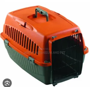 Plastic Pet Kennel