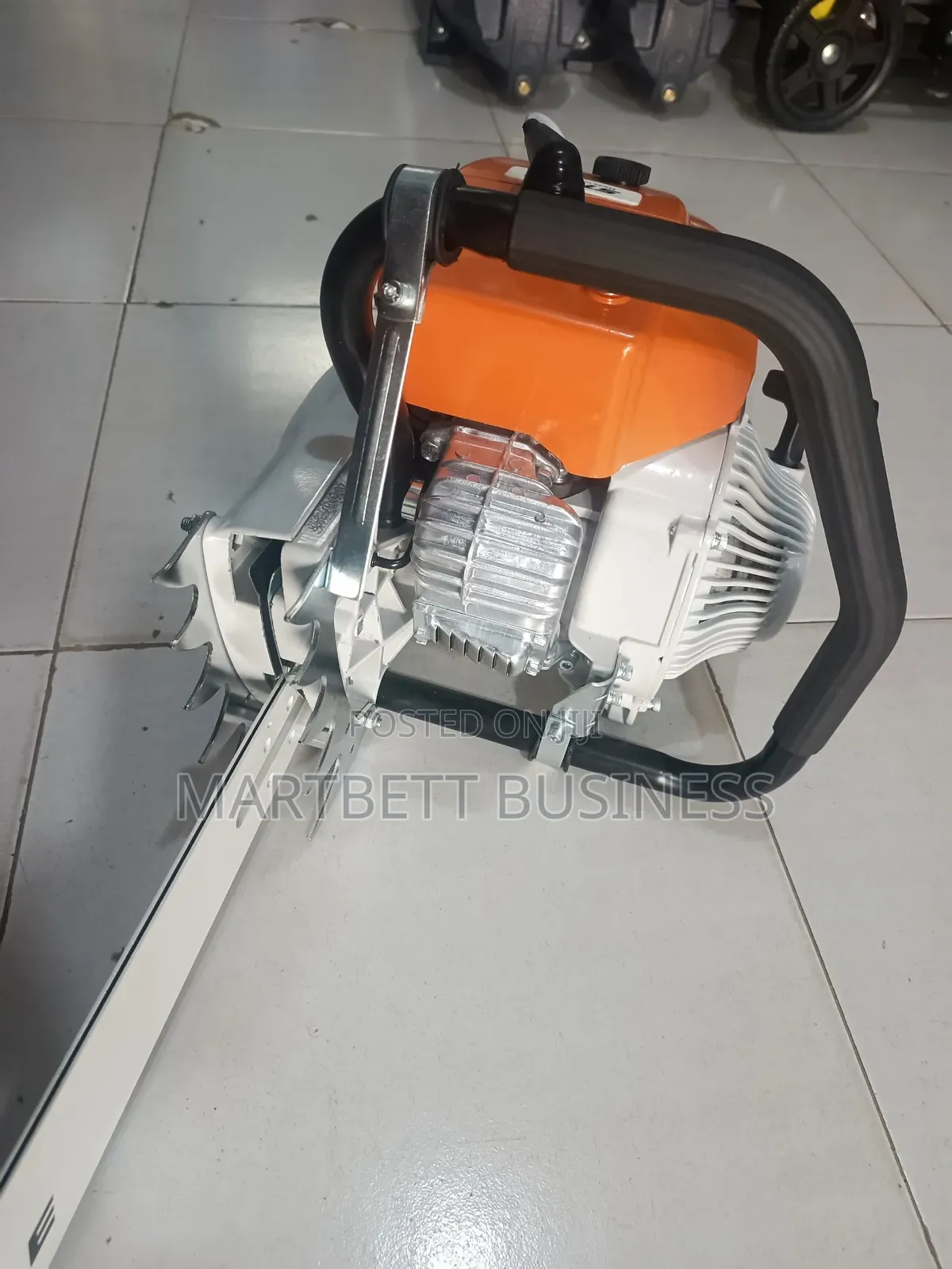 Stihl 36" Bar Petrol Chainsaw Machine