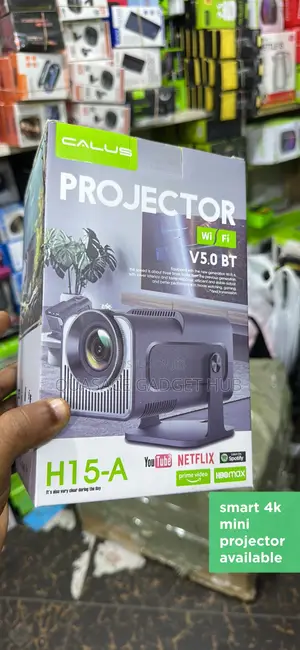 Smart Calus Mini Projector