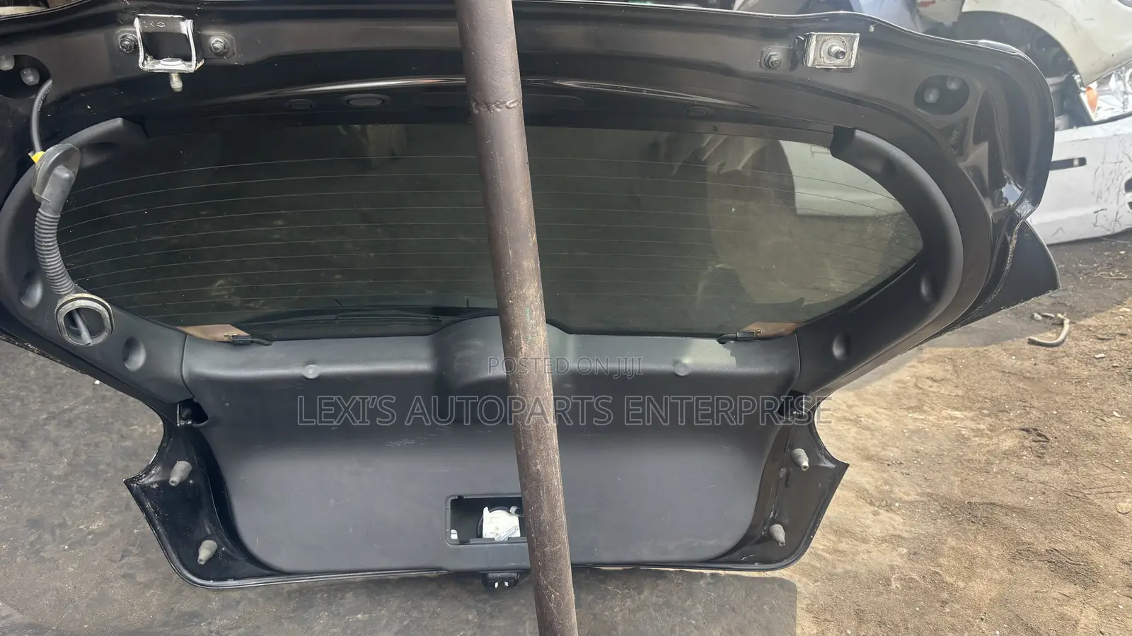 Nissan Juke 2012,2013,2014,2017,2018 Tailgate/ Boot Available