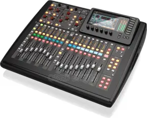 Behringer X32 Mixer Board