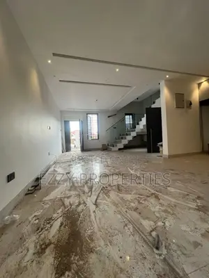 2bdrm Duplex in Ashaley Botwe for rent