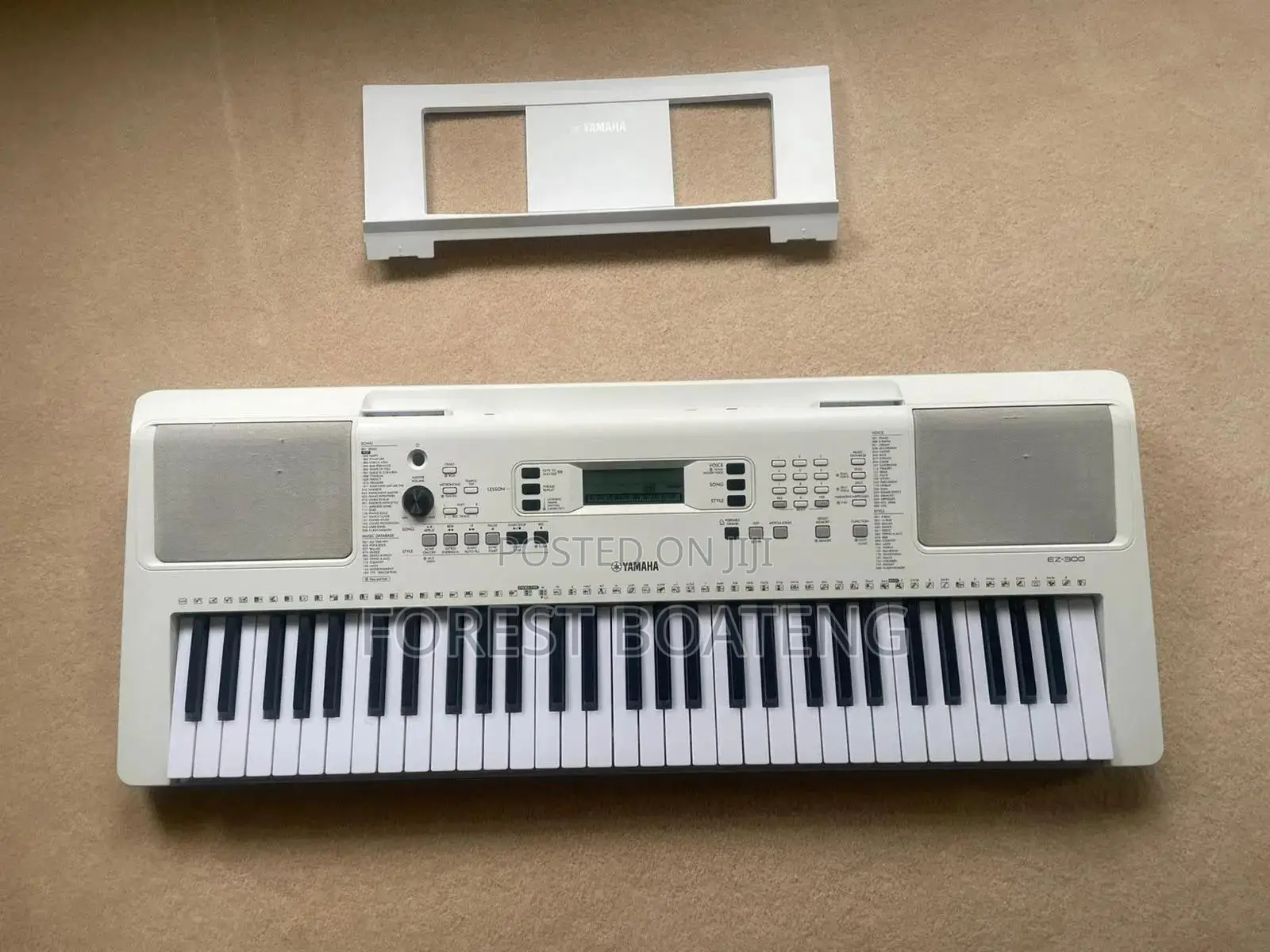Yamaha Ez 220 Keyboard