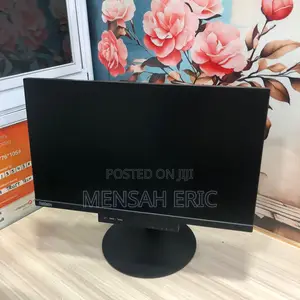 Desktop Computer Lenovo ThinkCentre 22 8GB Intel Core I5 SSD 256GB