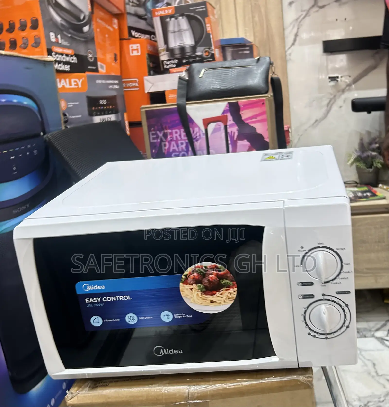Easy Use Midea Countertop 20 Liters White Affordable Microwave