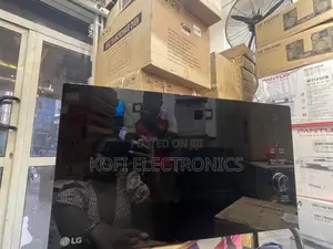 Lg 42l Ultraroom Black Microwave