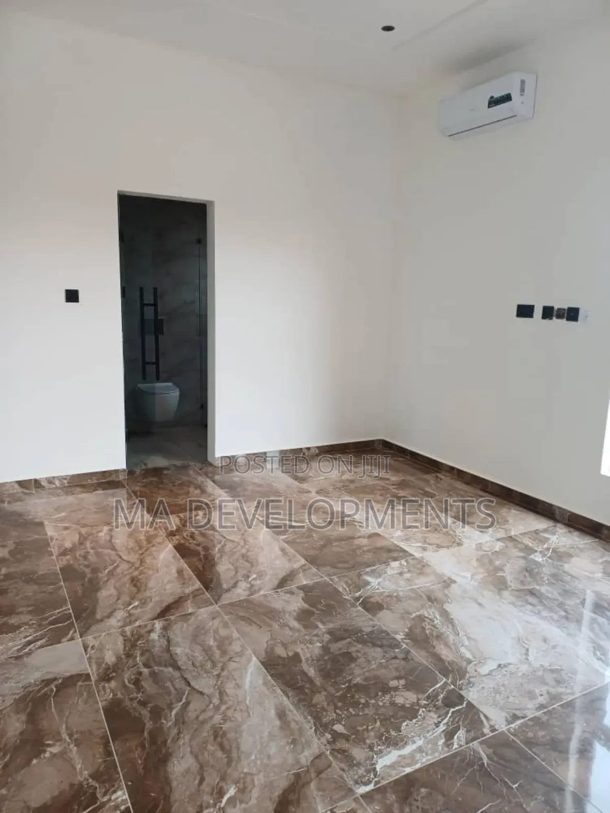 5bdrm House in Madev Realty, Kwabenya for sale