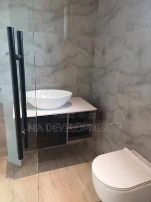 5bdrm House in Madev Realty, Kwabenya for sale