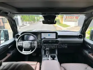Toyota RAV4 XLE Premium AWD 2023 Gray
