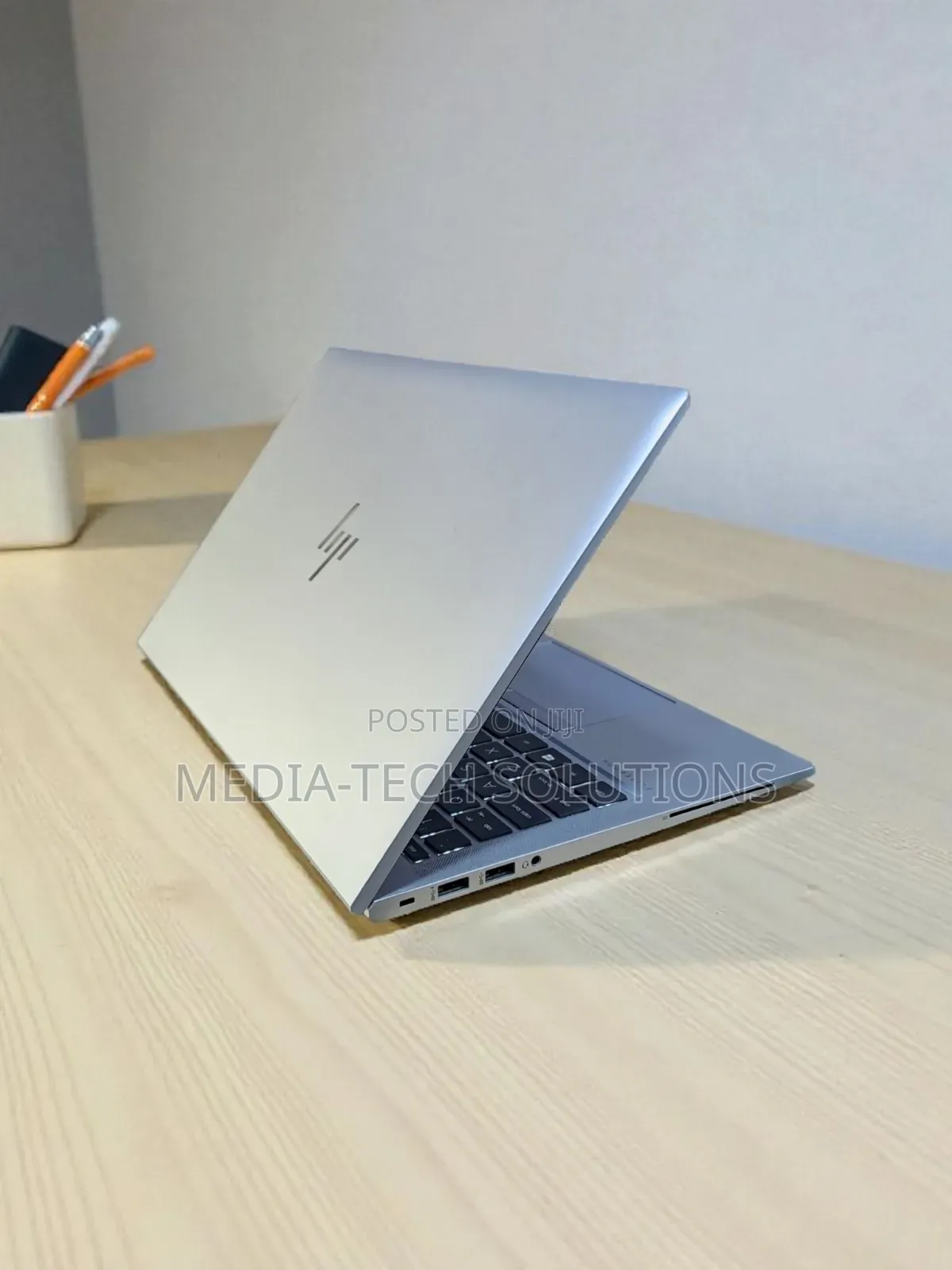 Laptop HP EliteBook 845 G7 8GB AMD Ryzen 5 SSD 256GB