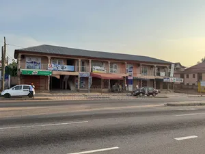 5bdrm House in Millions Properties, Ablekuma for sale