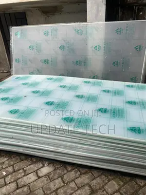 Clear Perspex ( Flexible Glass )