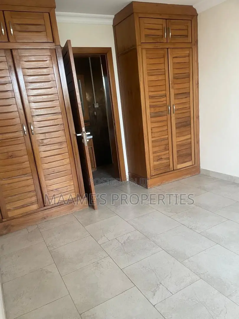 5bdrm House in Labone for rent