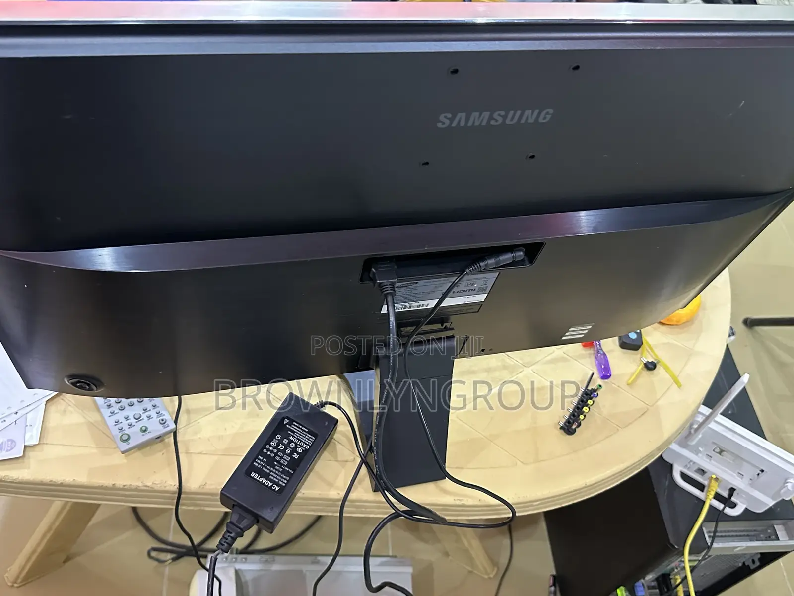 Samsung U28e590d Series 28” Led Uhd