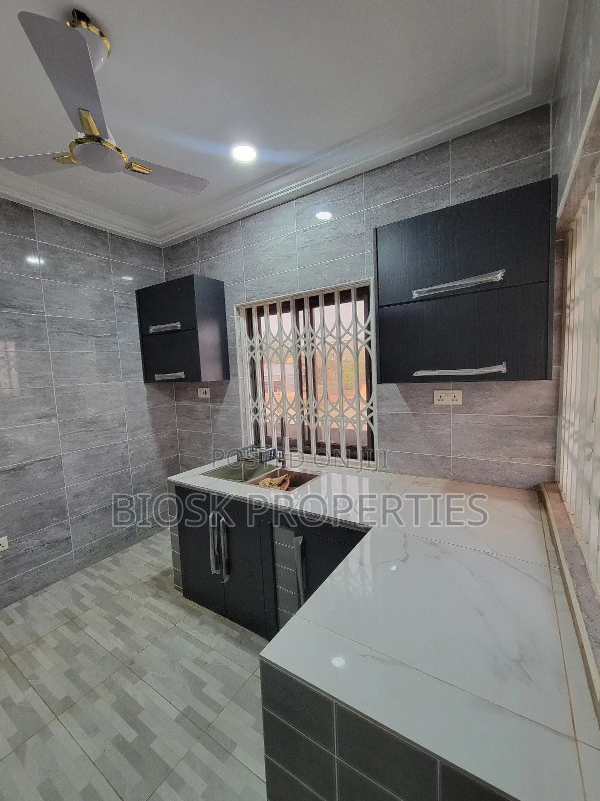 2bdrm Apartment in Kiosk Properties, Oyibi for rent