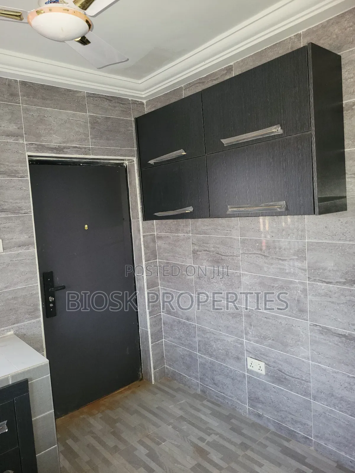 2bdrm Apartment in Kiosk Properties, Oyibi for rent