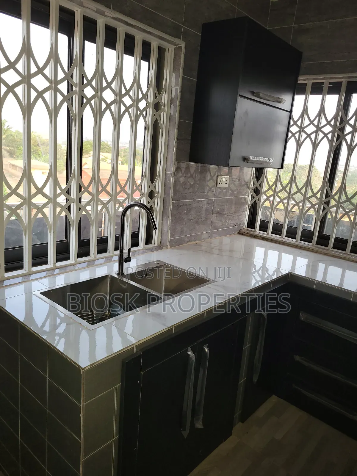 2bdrm Apartment in Kiosk Properties, Oyibi for rent
