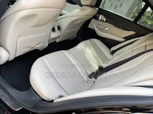 Mercedes-Benz E300 2018 Black