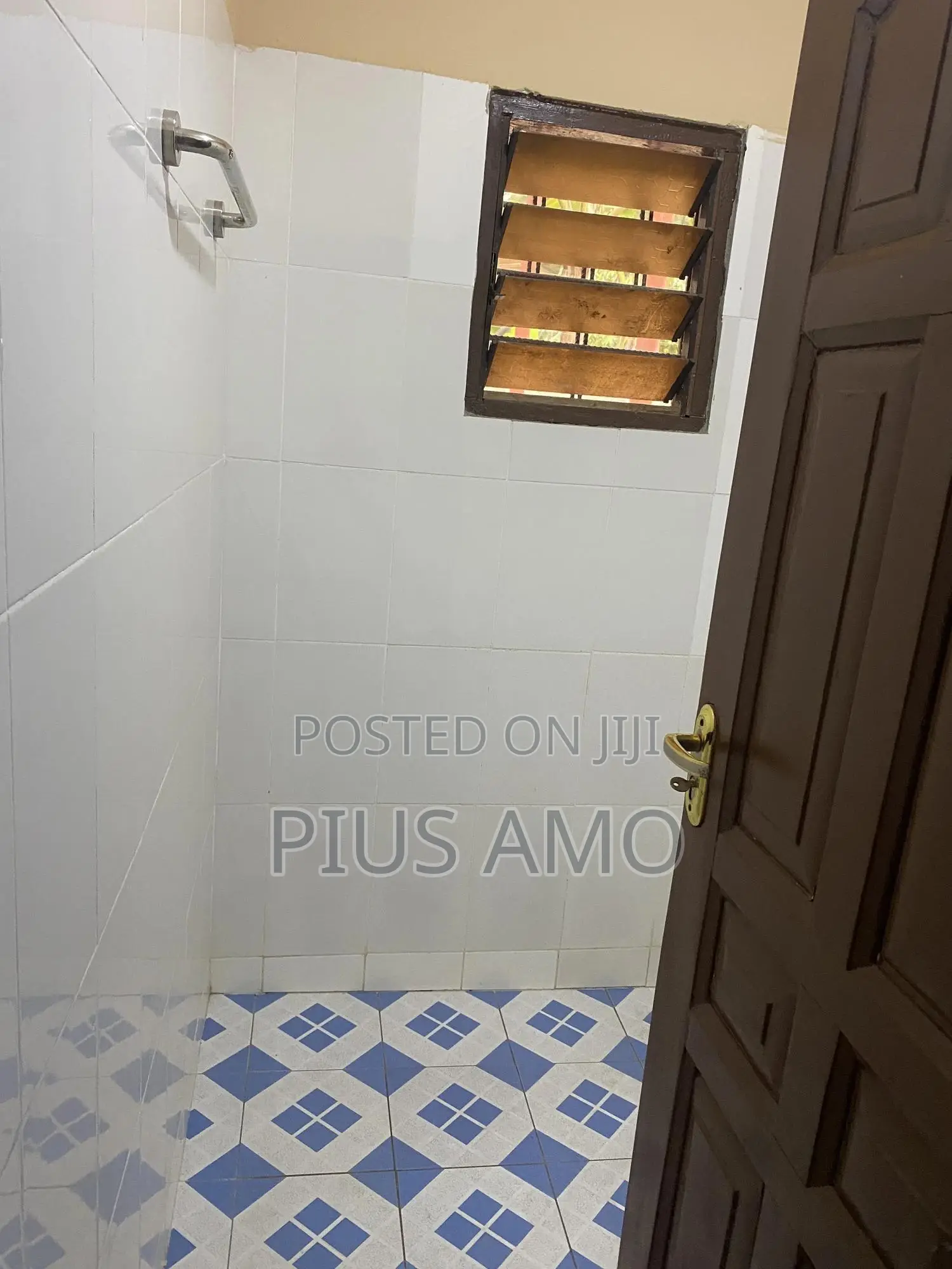 3bdrm House in Teshie for rent