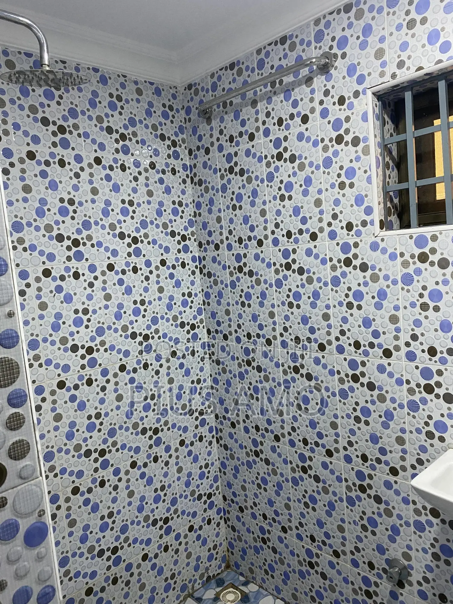 3bdrm House in Teshie for rent