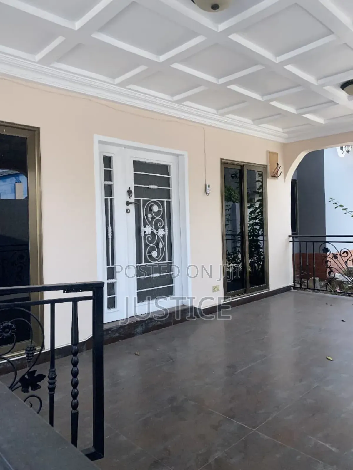 4bdrm House in Dansoman for sale