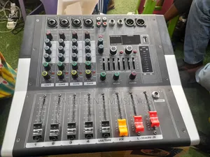 Kv 4 Channel Powered Mixer