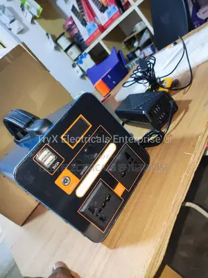 Yc-Zx-300w Solar Power Station 12.8v - 20a (256wh) (60w Sp)
