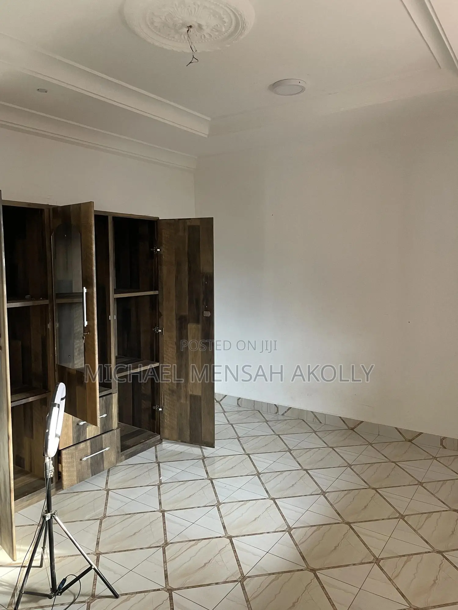15 Bedroom Apartment With 2 Chamber and Hall 1 Big Hall With Data Land